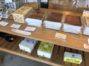 カステラ専門店の濃厚カステラソフトクリーム『カルネロソフト』！