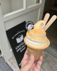 カステラ専門店の濃厚カステラソフトクリーム『カルネロソフト』！