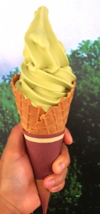 LACTUCA（ラクチュカ）「ほうれん草ソフトクリーム」
