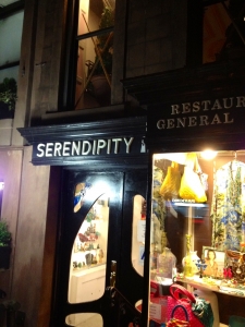 【海外編】やっぱりアメリカはすごかった！甘党でも覚悟すべし！Serendipityのパフェ