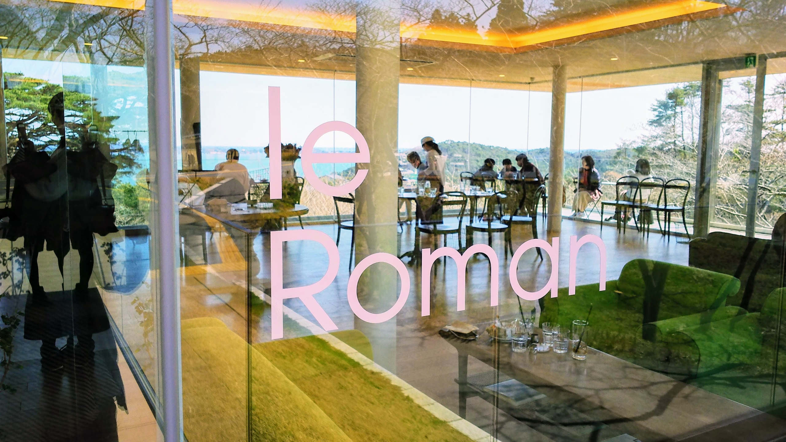 Cafe le Roman