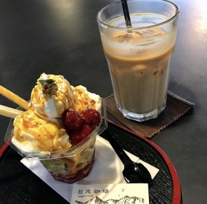 お店で石焼きしている「テングイモ」がごろごろ入った、冬こそ美味しいお芋パフェ